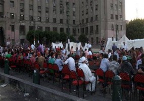 ميدان التحرير.. إفطار جماعي بلا حضور