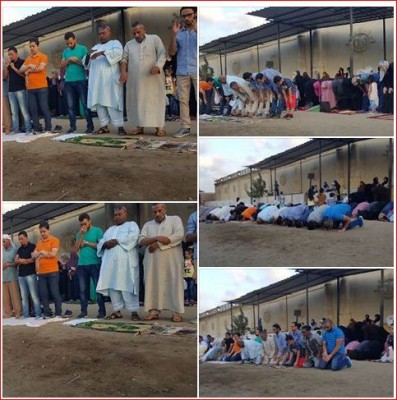أهالي المعتقلين يؤدون صلاة العيد أمام مجمع سجون طره