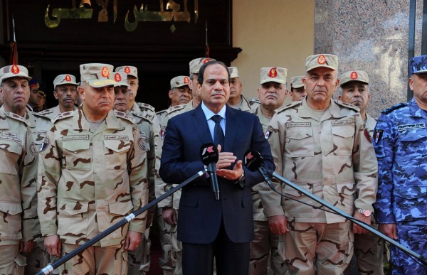 السيسي يسلم اقتصاد مصر لأخطبوط عسكري لا حدود لجشعه