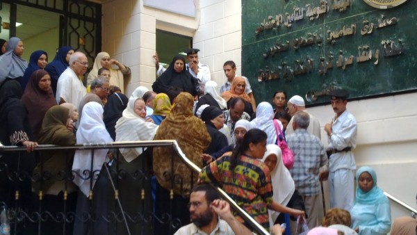قانون "المعاشات والتأمينات" الجديد صدمة عنيفة للمصريين