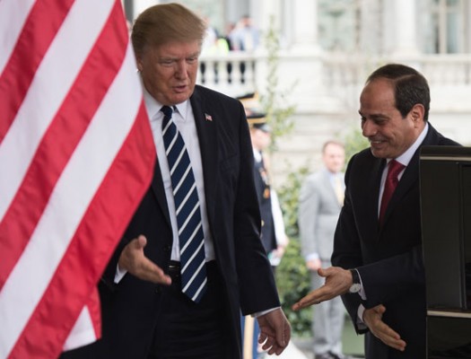 تمسك ترامب باستمرار المنقلب في حكم مصر