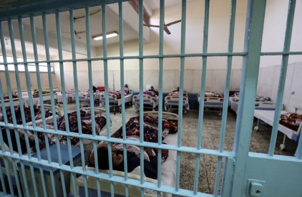 الصهاينة والإمارات هم من يملكون قرار إخلاء السجون المصرية