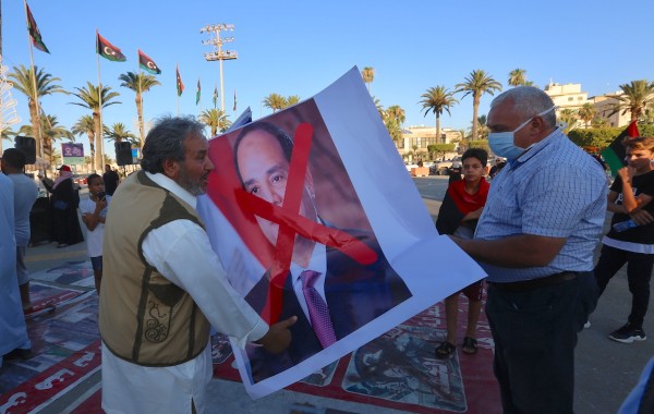 الليبيون يقاضون الداعمين للتدخل العسكري المصري في مقدمتهم السيسي